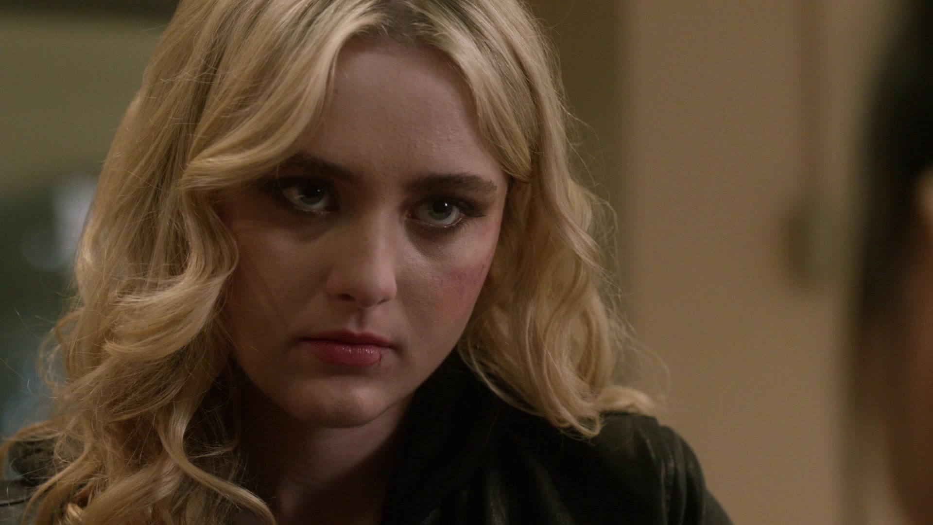 kathryn newton screencaps