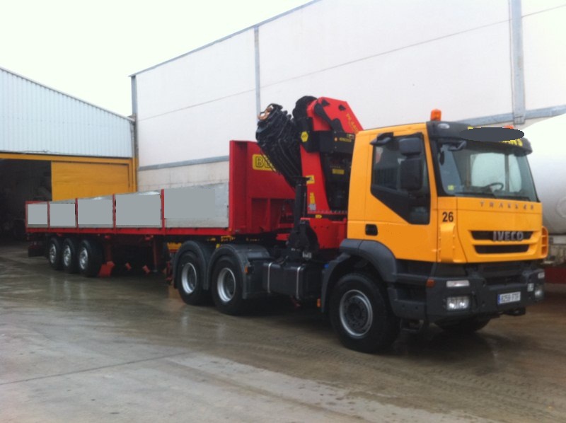 cabezas tractoras con grua