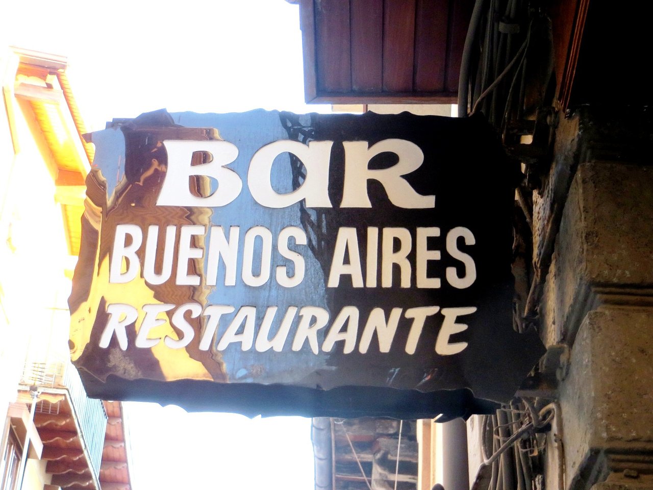 bar buenos aires laredo