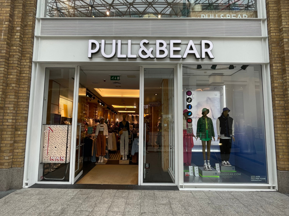 pull and bear near me