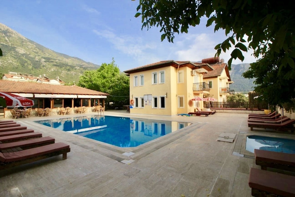 güneş apart otel fethiye