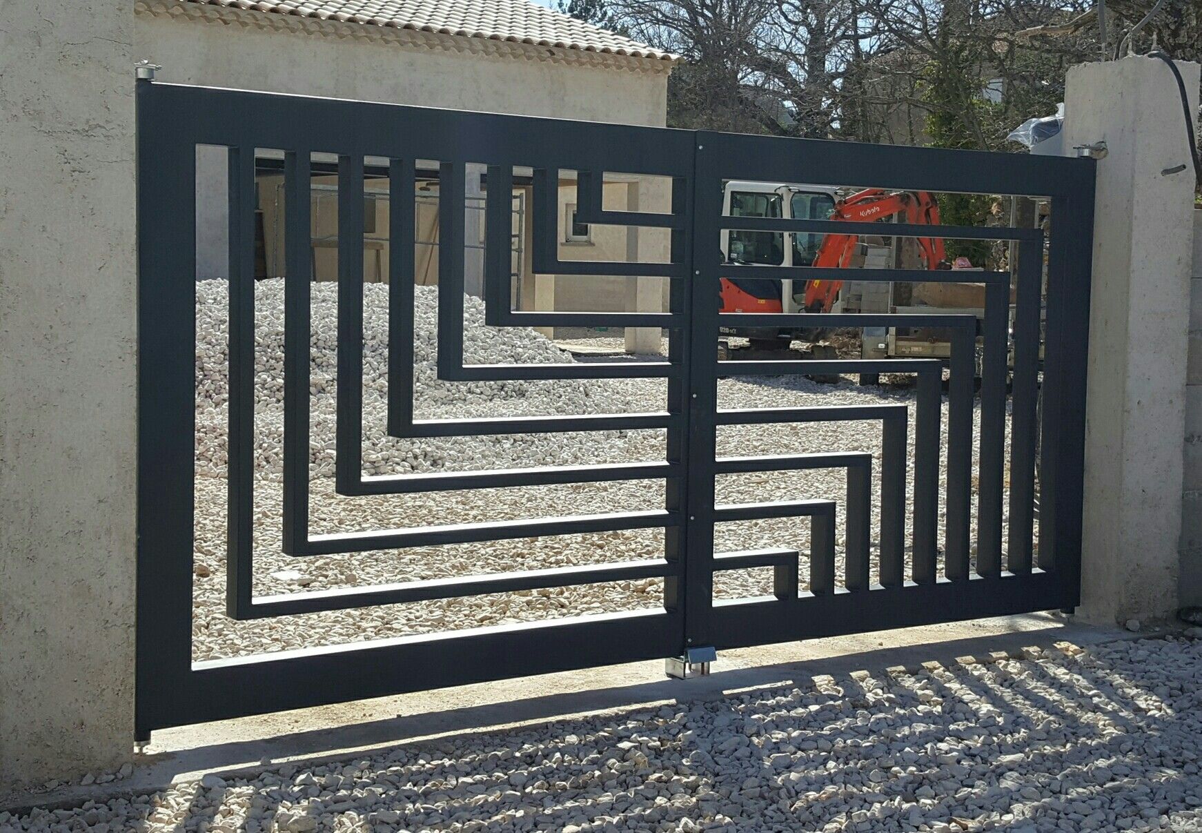 gate design using tubular