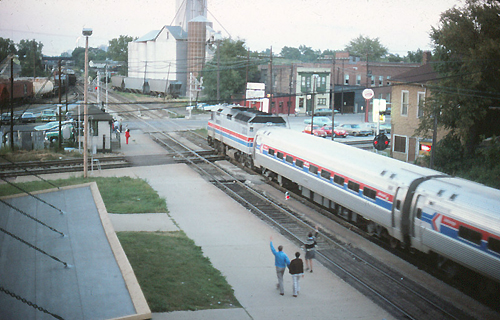 train station bloomington il