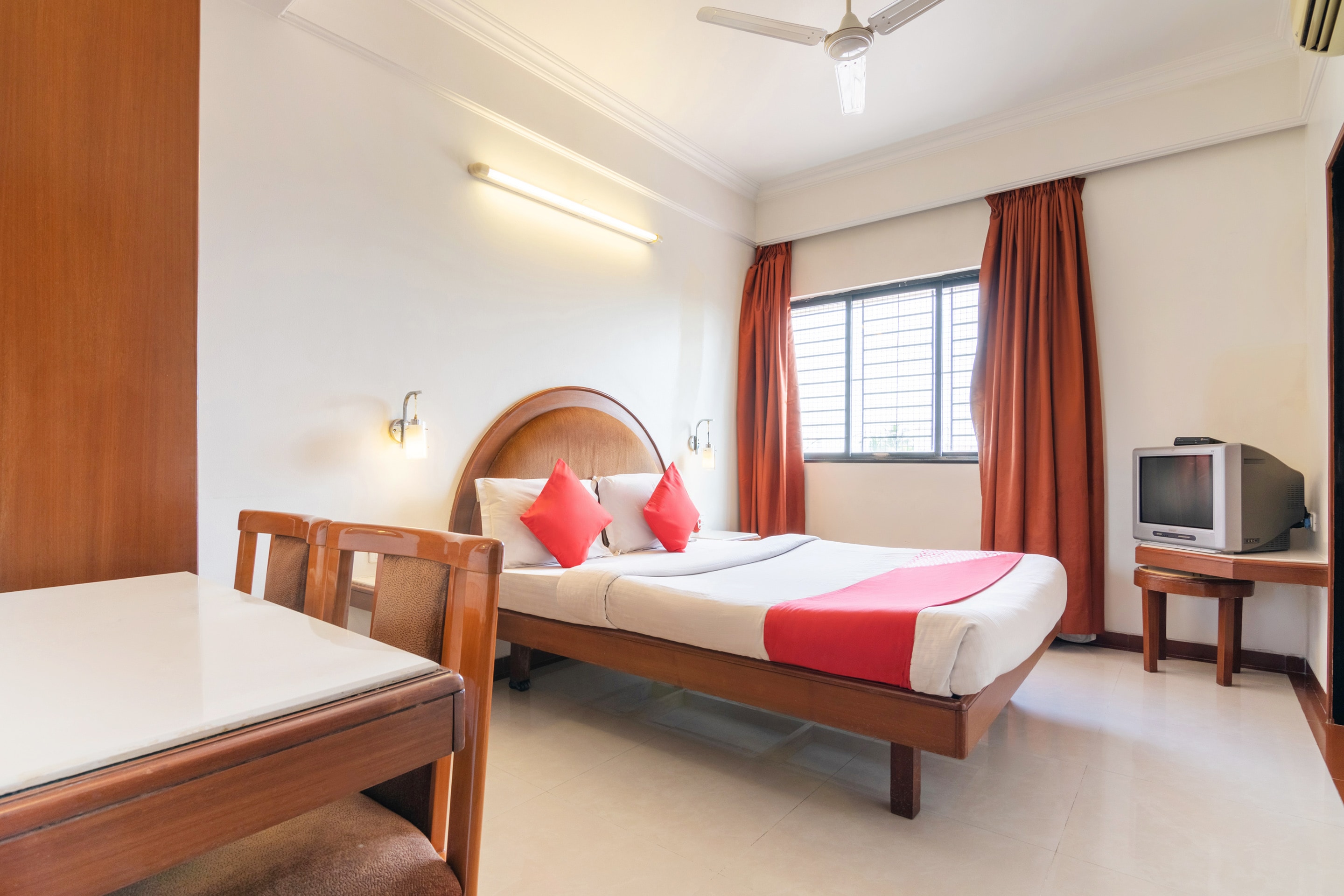 cheap oyo hotels near me