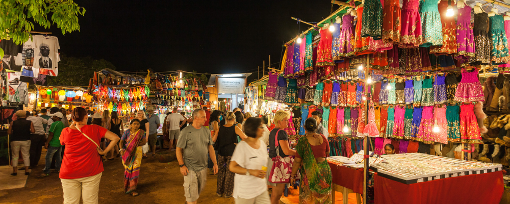 arpora night market in october