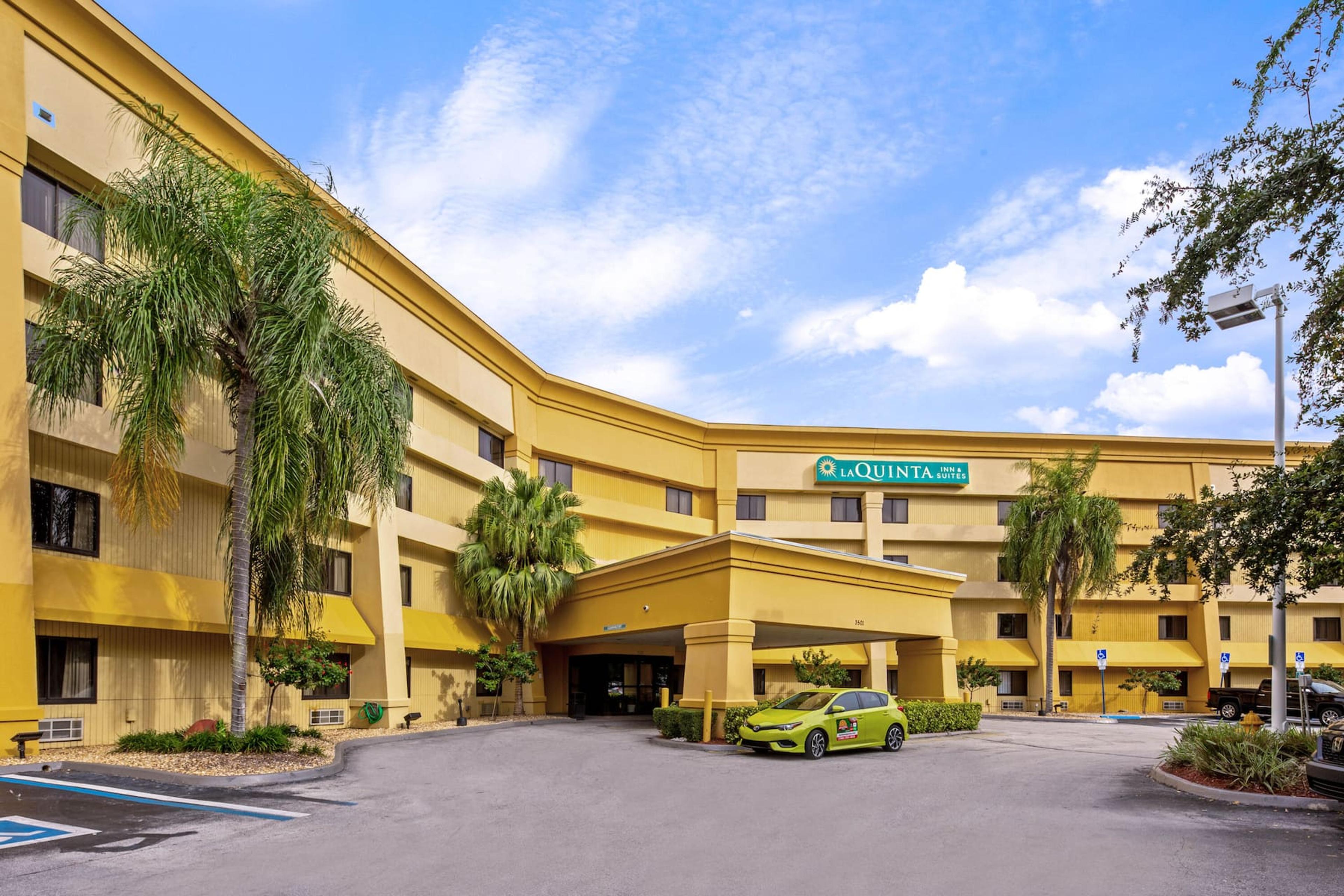 la quinta inn & suites miami