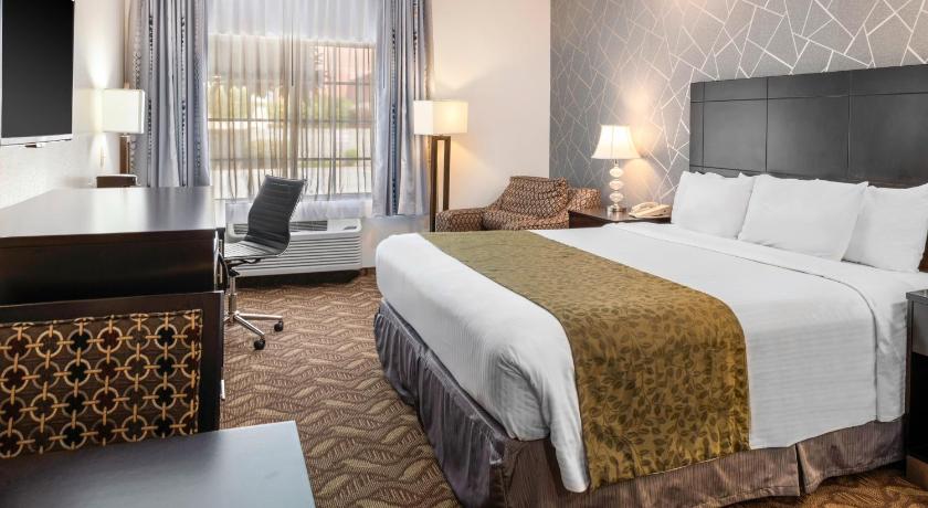 hotels in glendale california