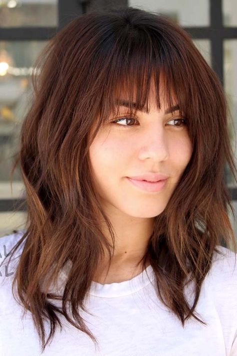 medium hairstyles with short bangs