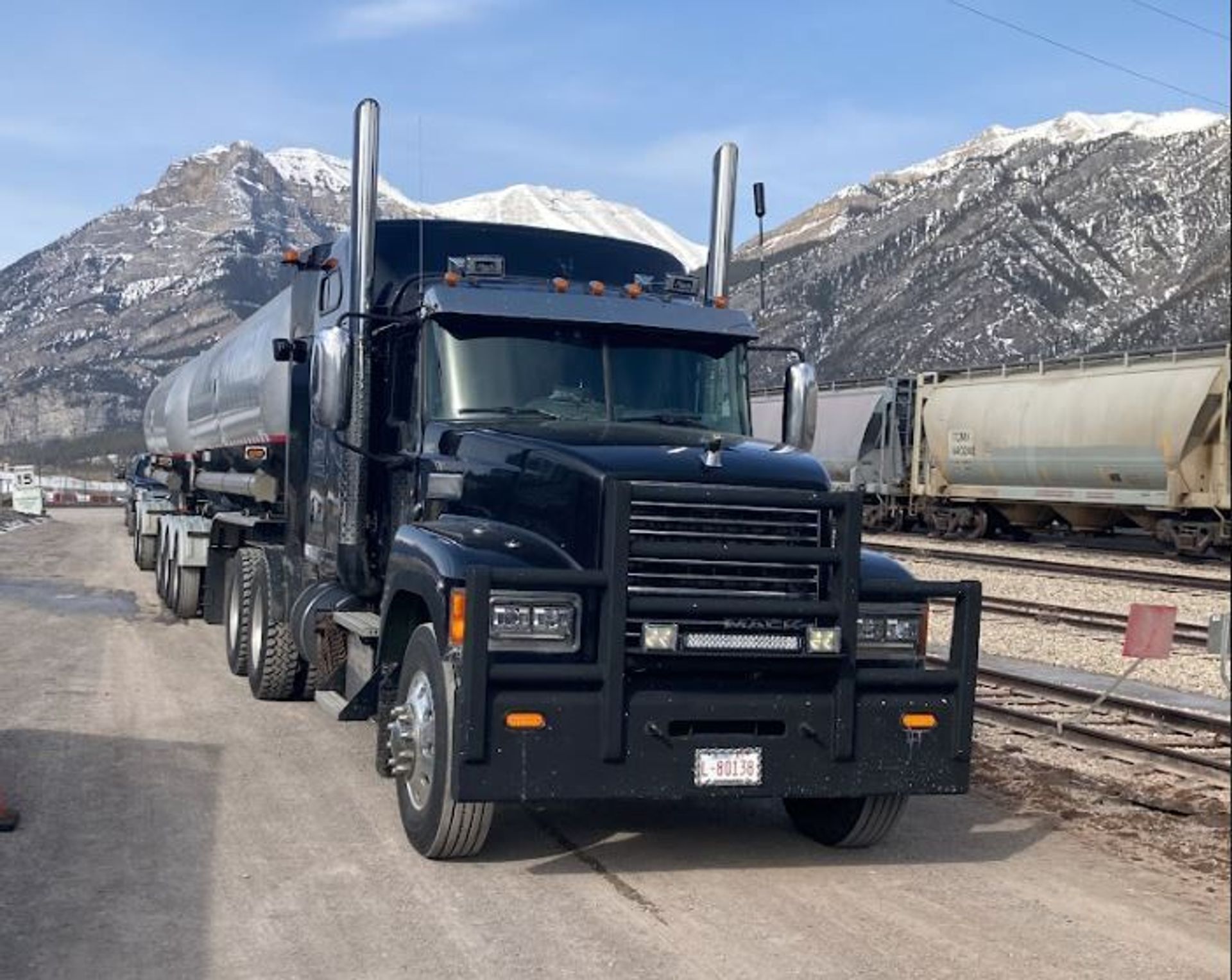 mack trucks calgary