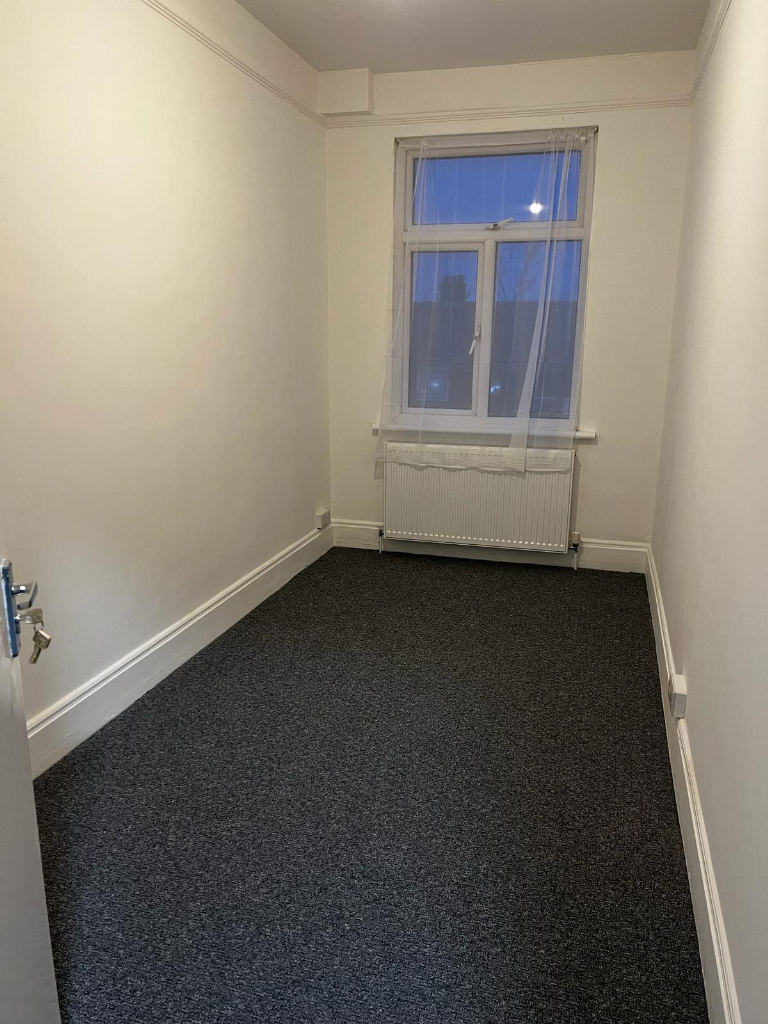 double room to rent in southall