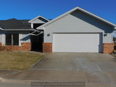 homes for sale grand island ne