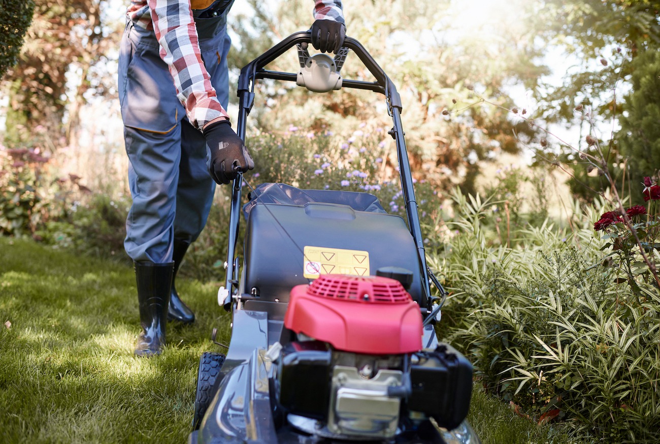 pull cord on lawn mower loose