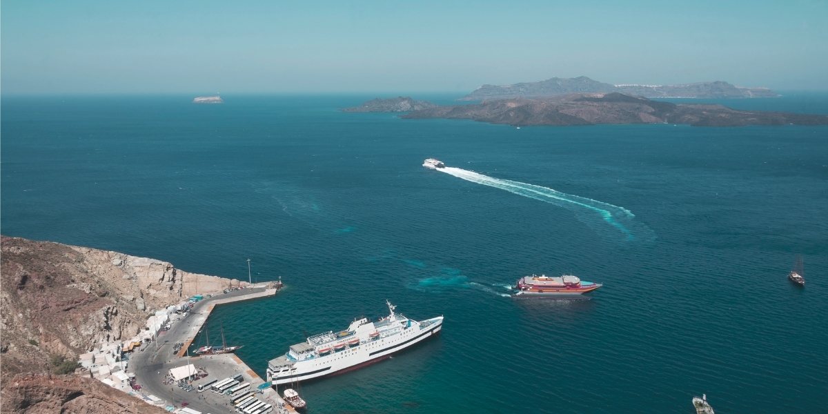 ferries from santorini to ios