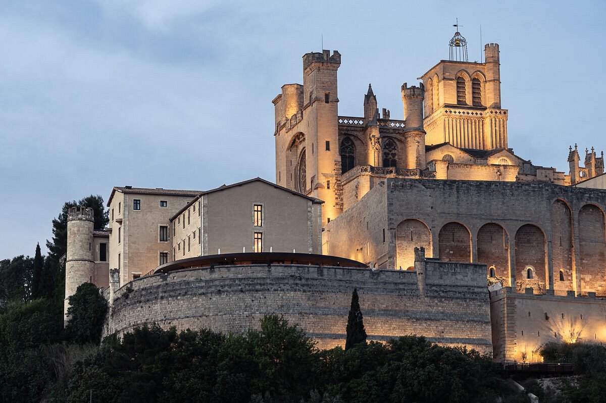 hotel en beziers francia