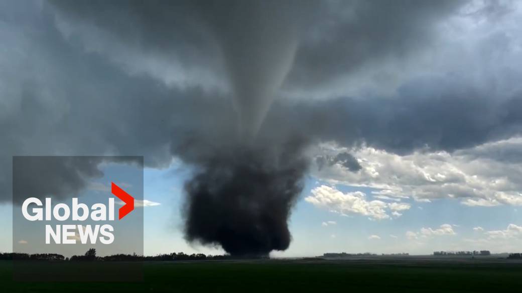 alberta tornado warning today