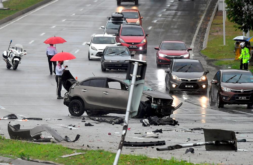 main roads accidents