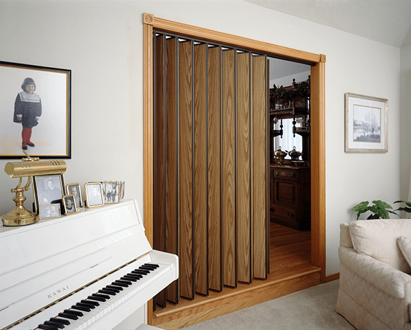 accordion door