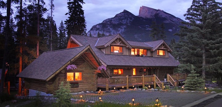 airbnb banff canada