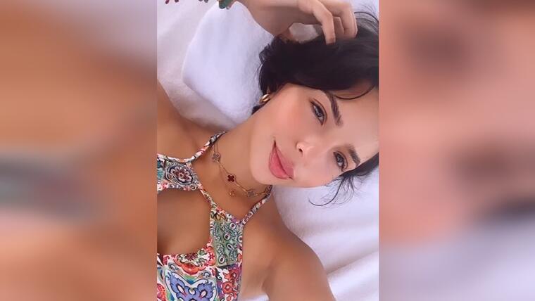 angela aguilar tetas