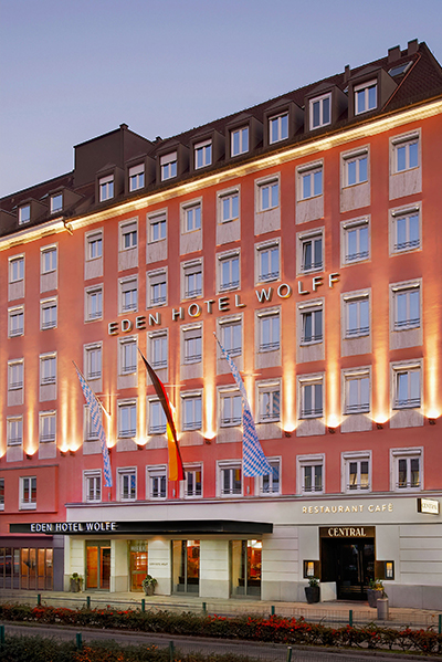 hotels in munich germany near train station