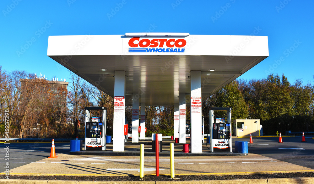 costco gas hours