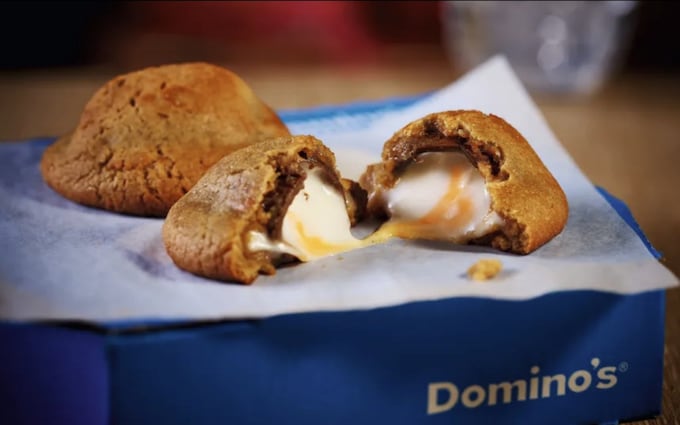 dominos cookies calories