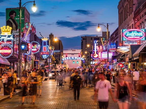 beale street hotels memphis