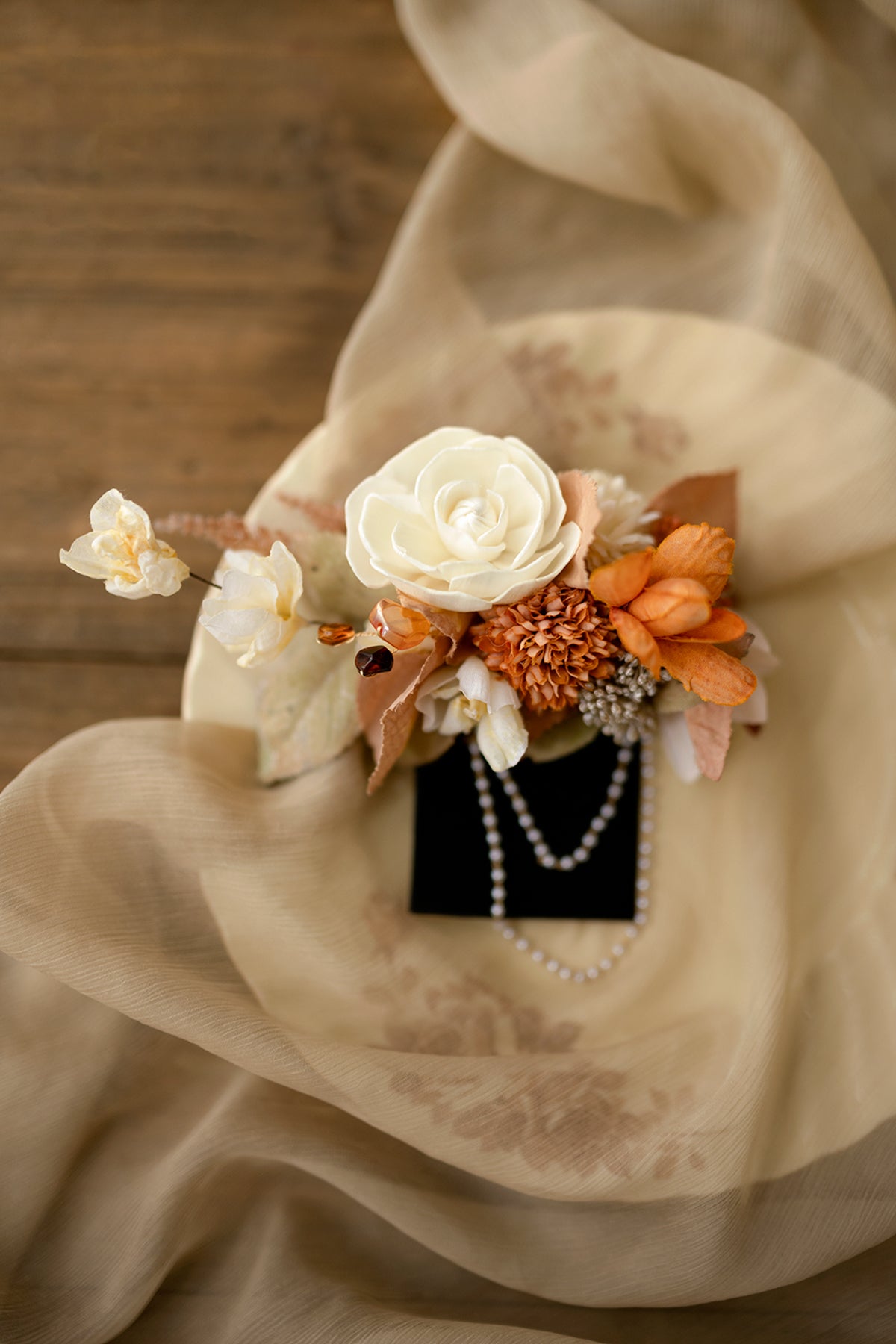 boutonniere with pocket square