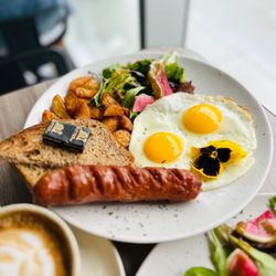 breakfast and brunch near me