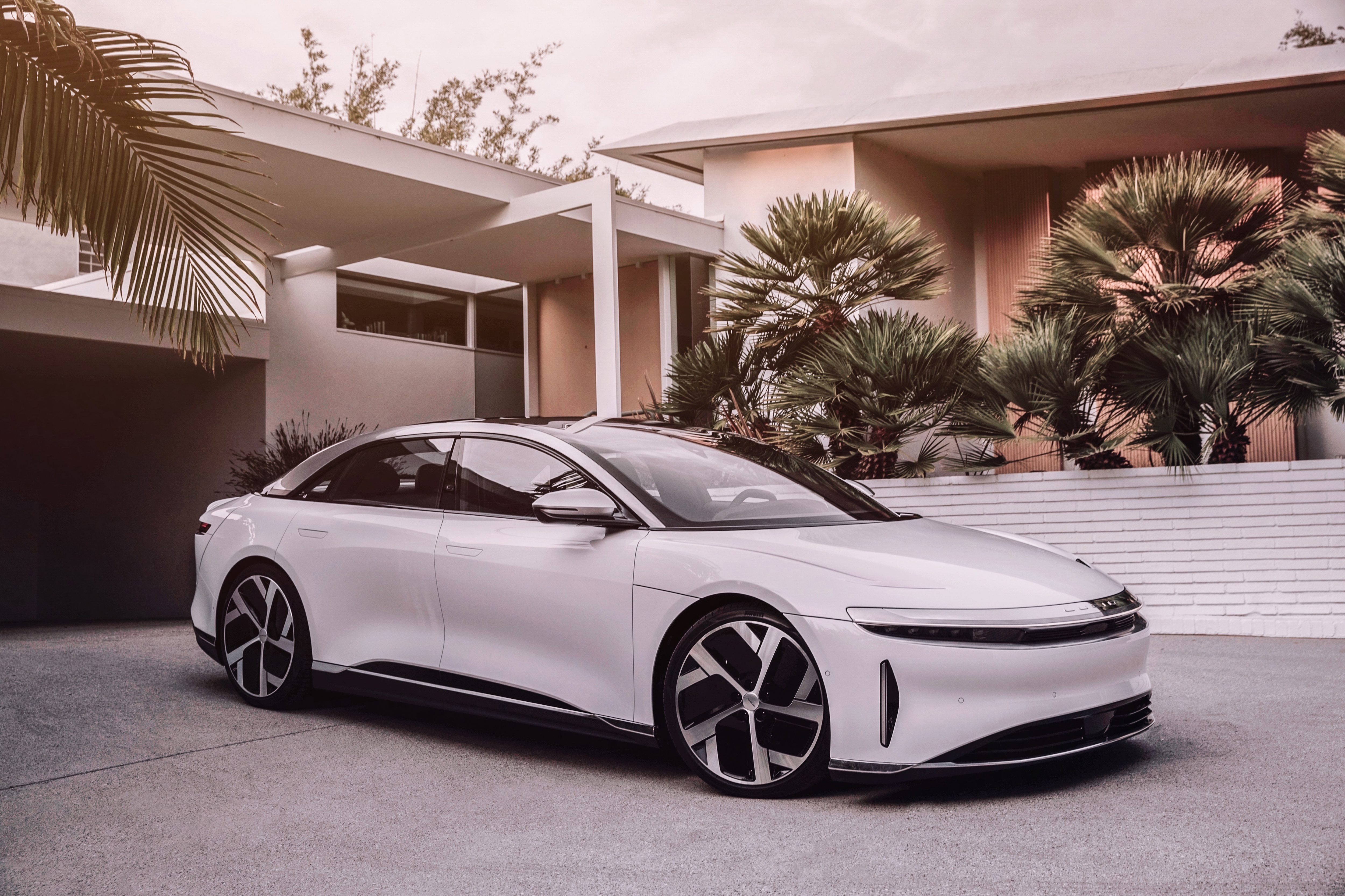 lucid motors share price