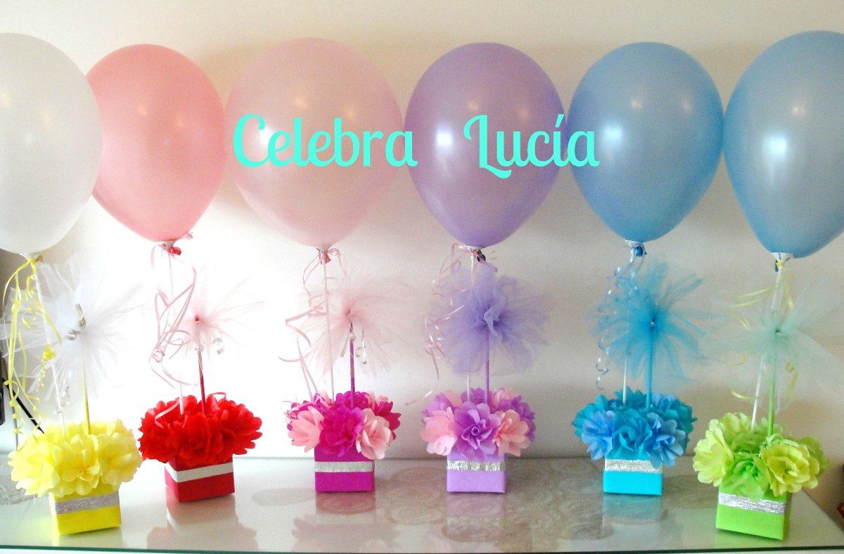 centros de mesa con globos y dulces