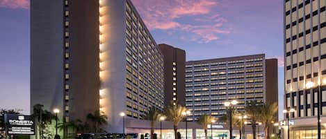 cheap hotels near los angeles international airport