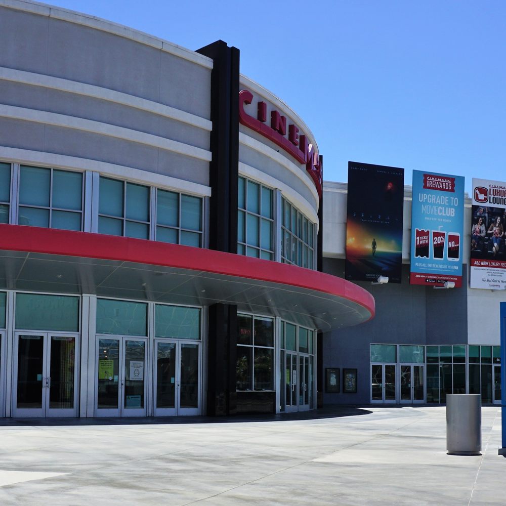 cinemark huntington beach