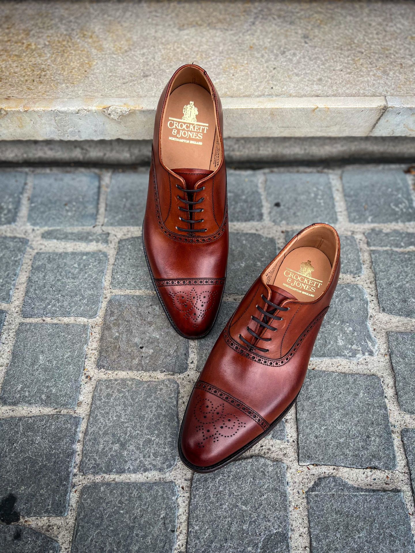 crockett and jones brogues