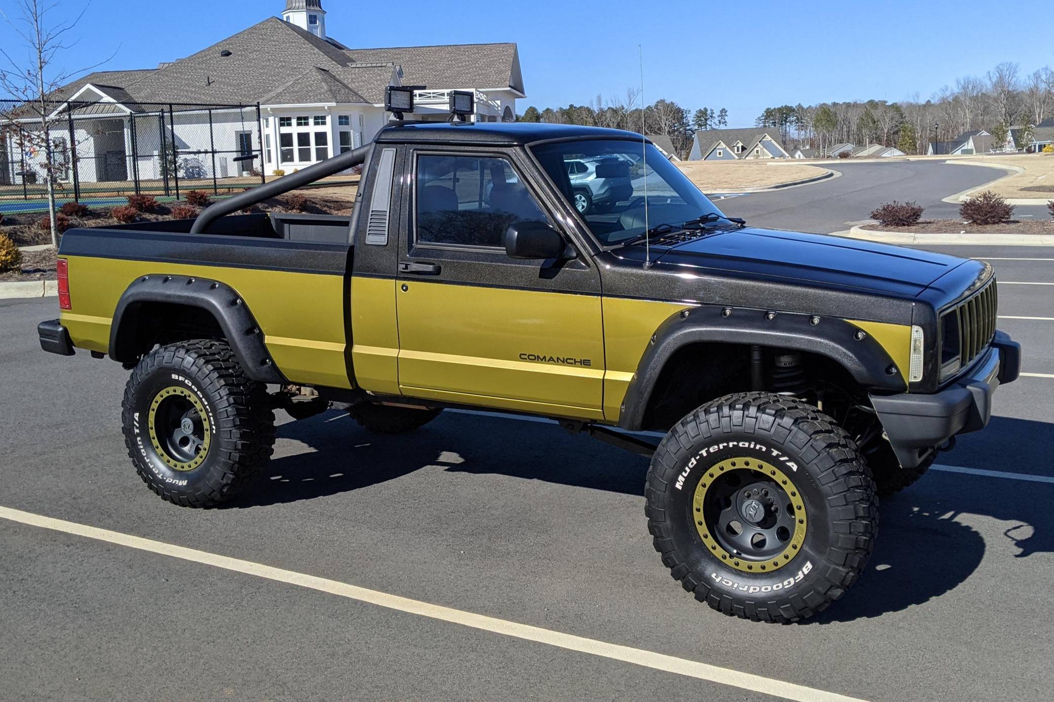 jeep comanche pickup trucks for sale