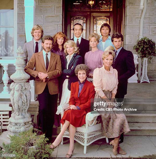 actors in falcon crest