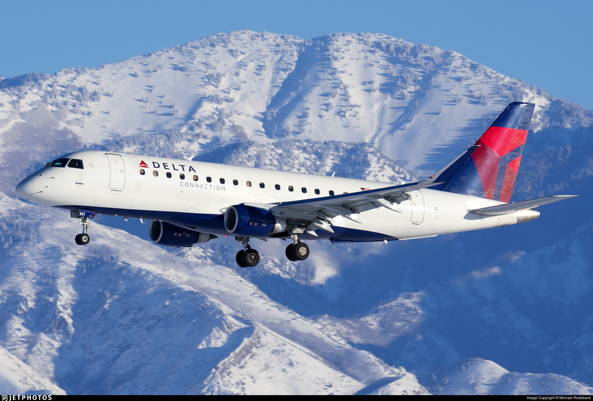 skywest dba delta connection