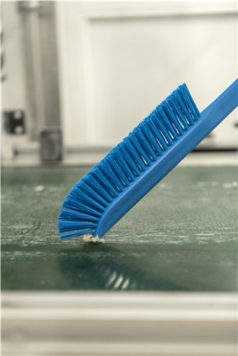 ultra-slim cleaning brush with long handle