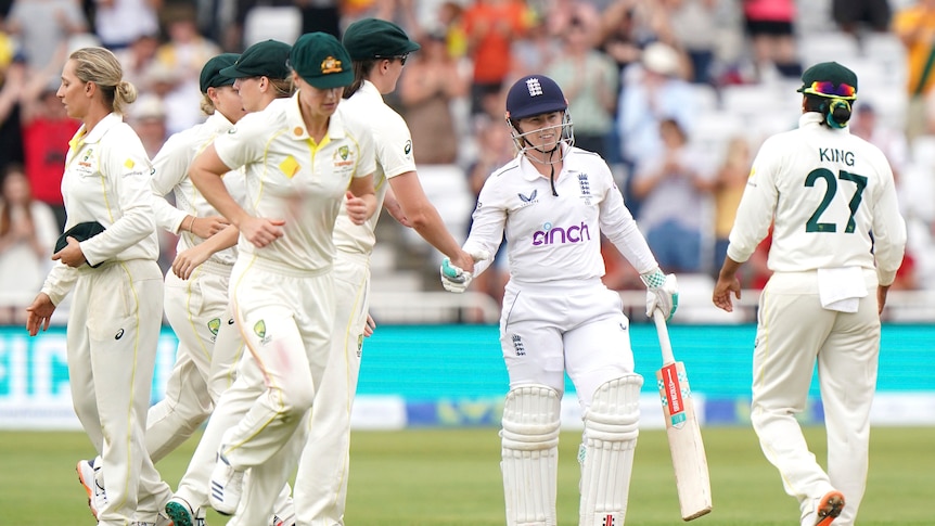 womens ashes score live today