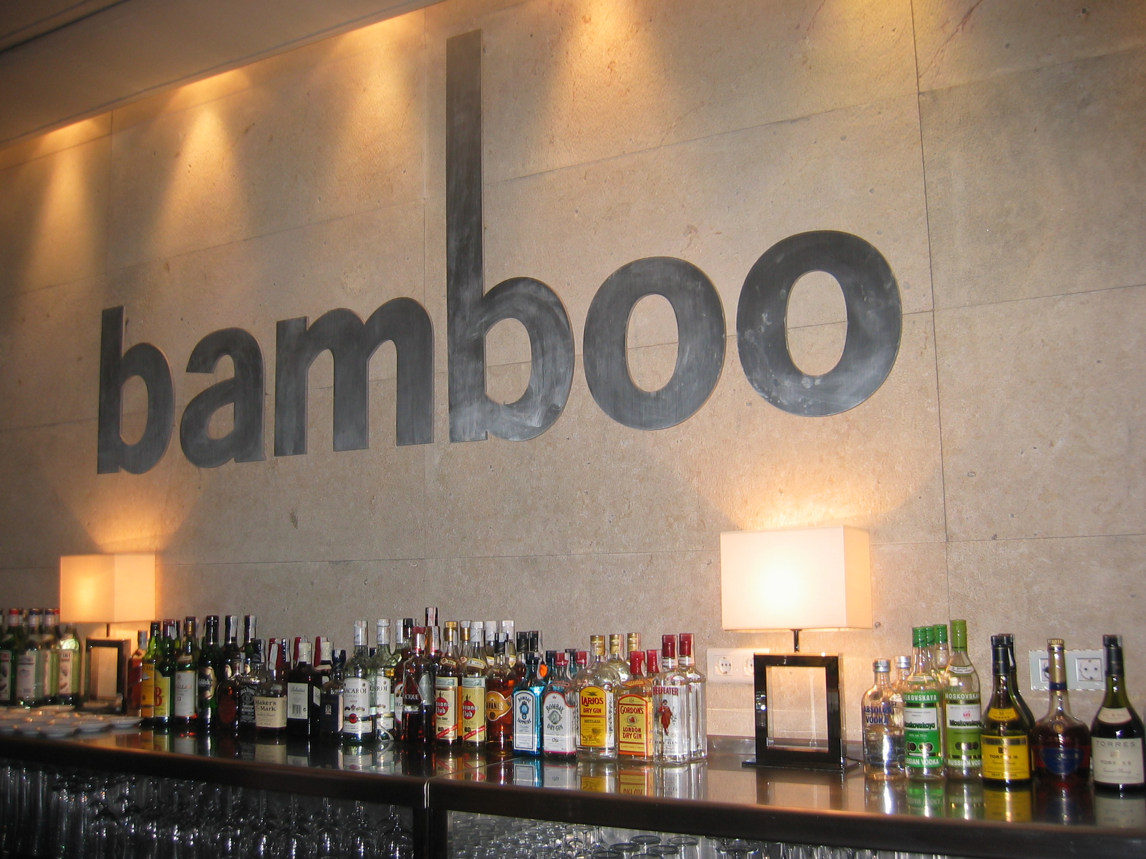 bamboo valencia pub