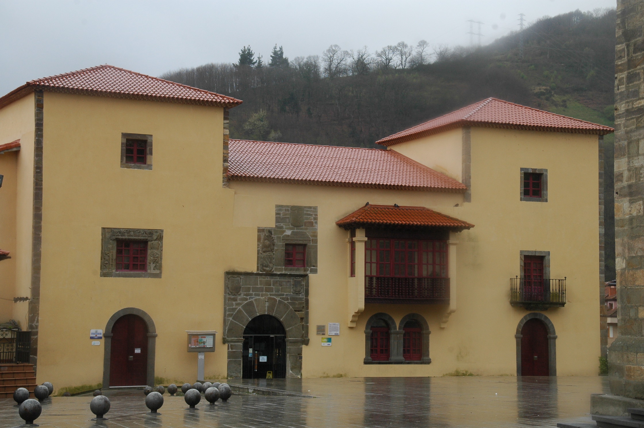 biblioteca cangas del narcea