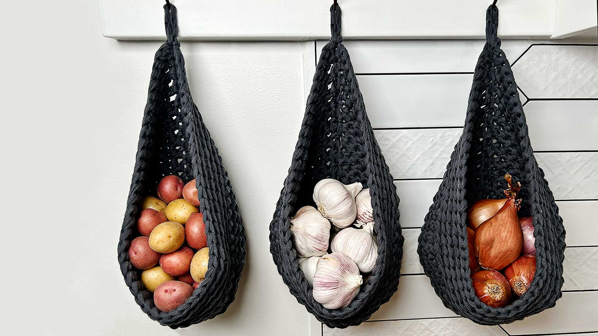 how to crochet a hanging fruit basket