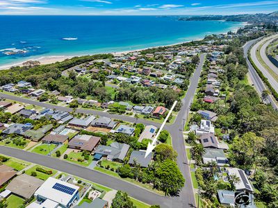 2 beachside court sapphire beach