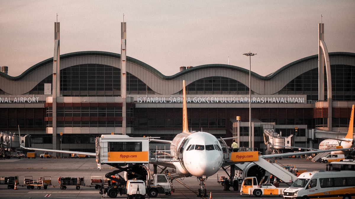 küçükçekmeceden sabiha gökçen havaalanına nasıl gidilir