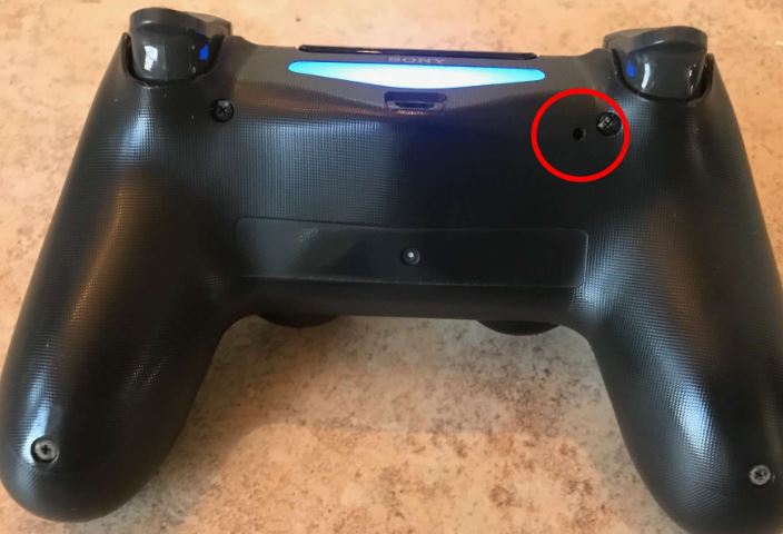 why is my ps4 controller not turning off