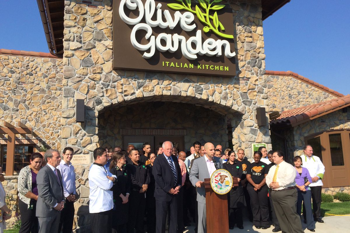 first olive garden location