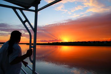 folly beach sunset cruise