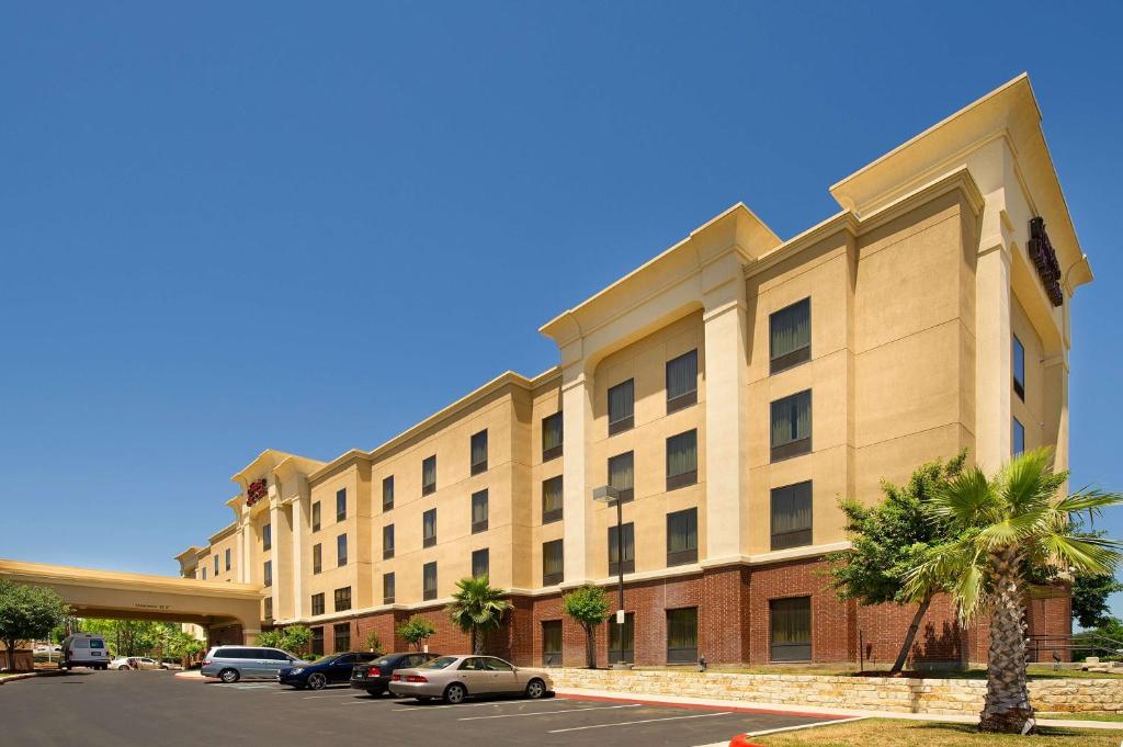 hampton inn san antonio airport