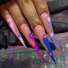 hoes nails