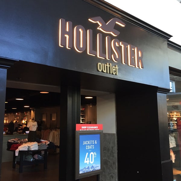 hollister near me